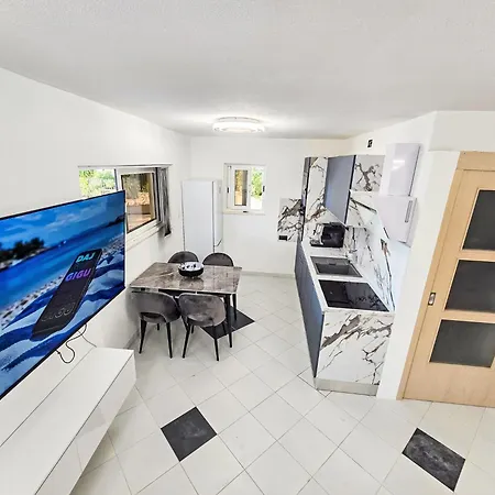 Appartement Lux Adriatica 1 By Interhome
